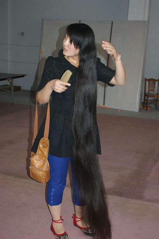 Sun Ying in 2009 long hair festival