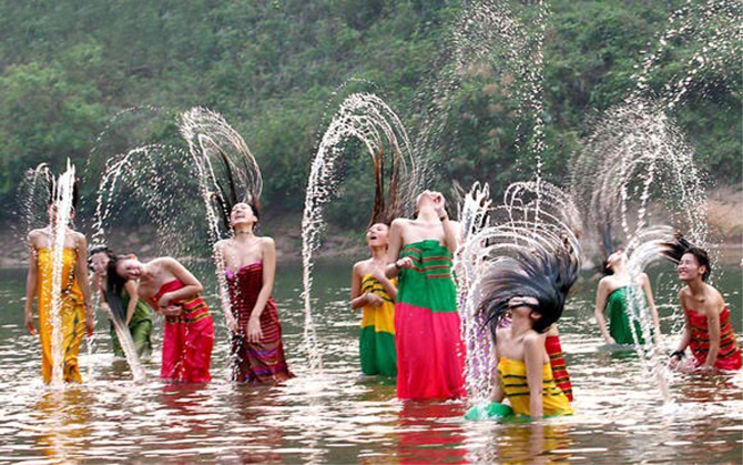 Swing long hair with water