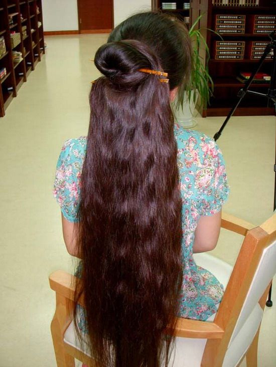 Calf length long hair show