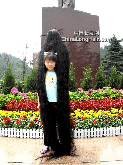 Little girl with "super long hair"