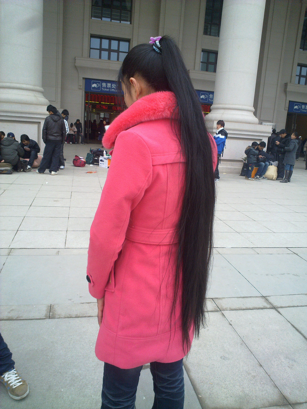 Streetshot of long ponytail at Wuhan railway station by lidunjun-2