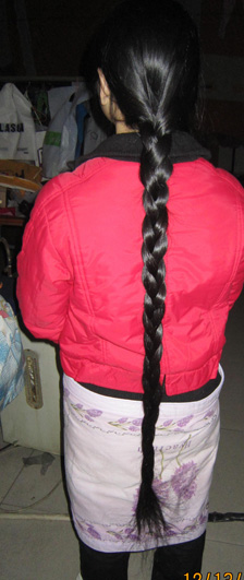 Knee length long hair in 2011 December