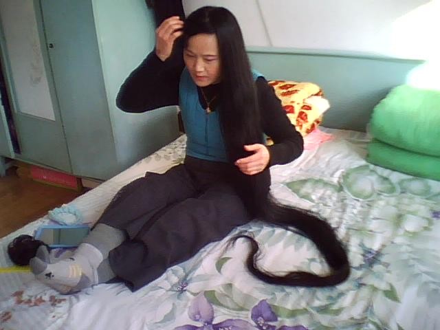 2 meters long hair at home