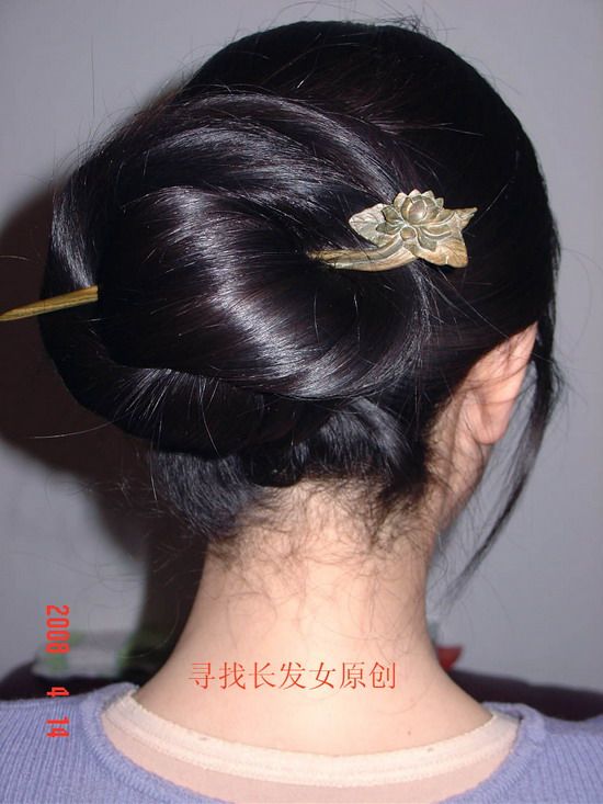 yingzibaobei's beautiful updo with nice stick