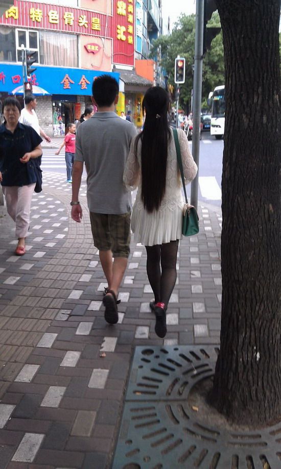 Streetshot of silky long hair by 20082010