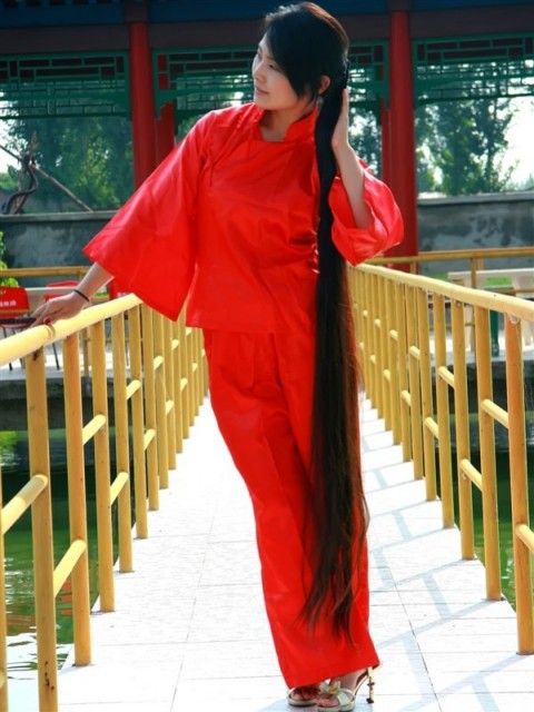 More photos of beautiful long hair girl-Yu Jing