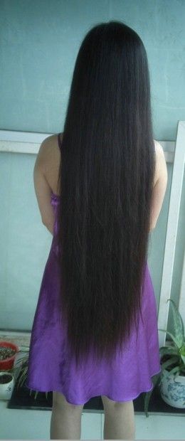 Long hair from waist length to knee length