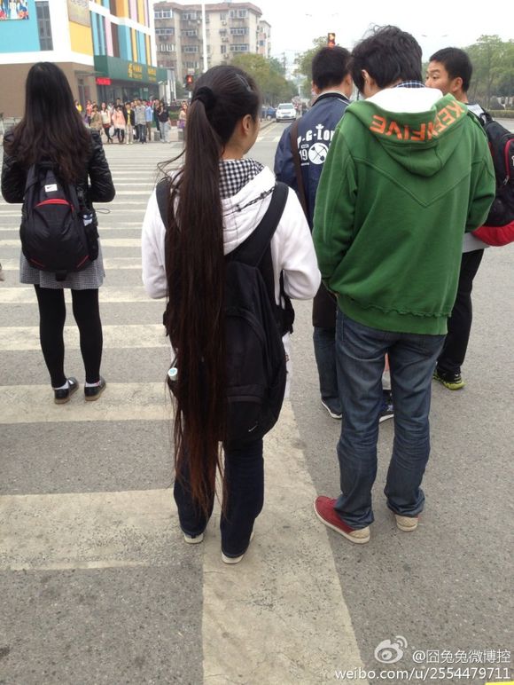 Streetshot of super long ponytail